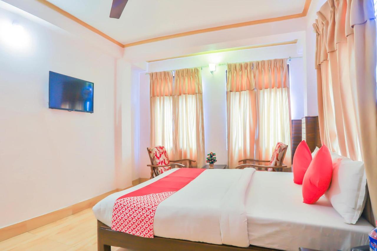 Hotel Alpine Villa Pokhara Eksteriør billede