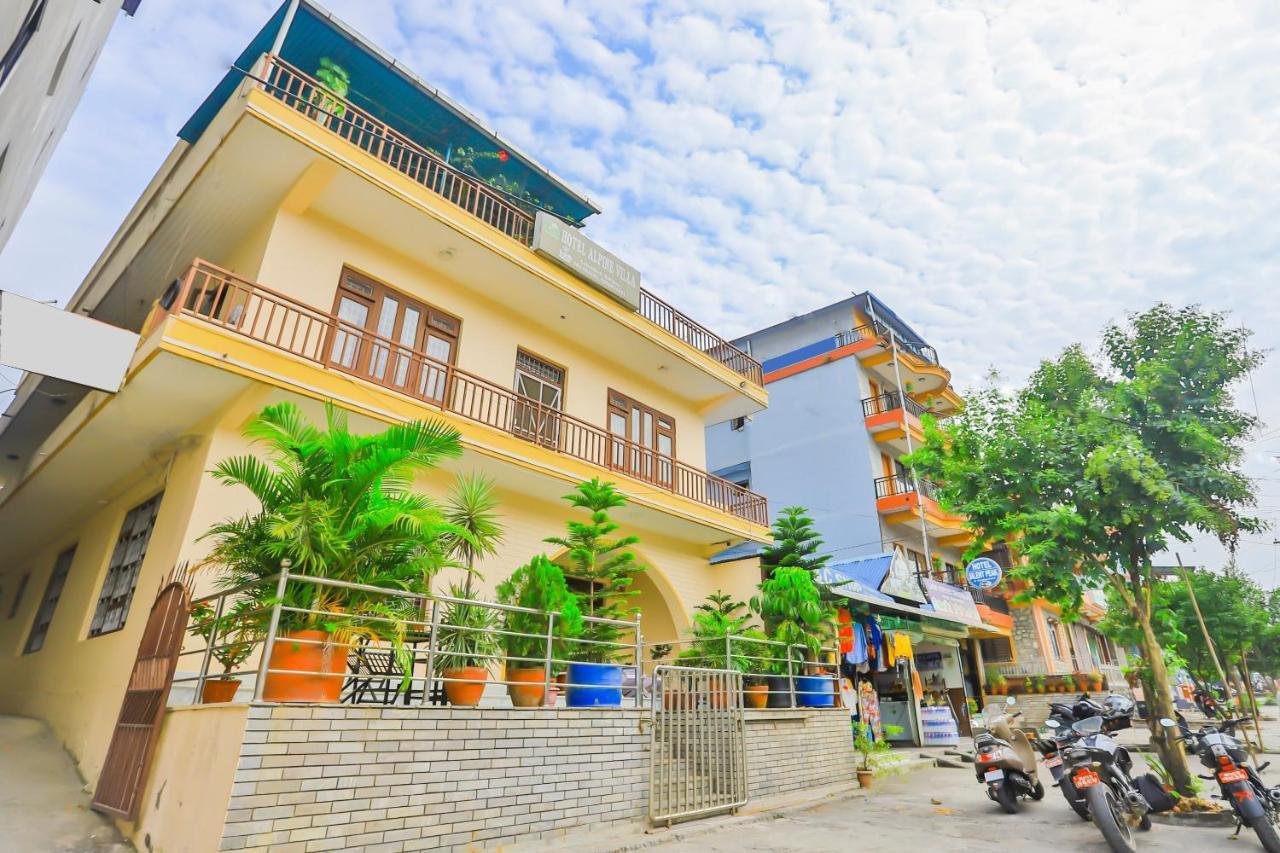 Hotel Alpine Villa Pokhara Eksteriør billede